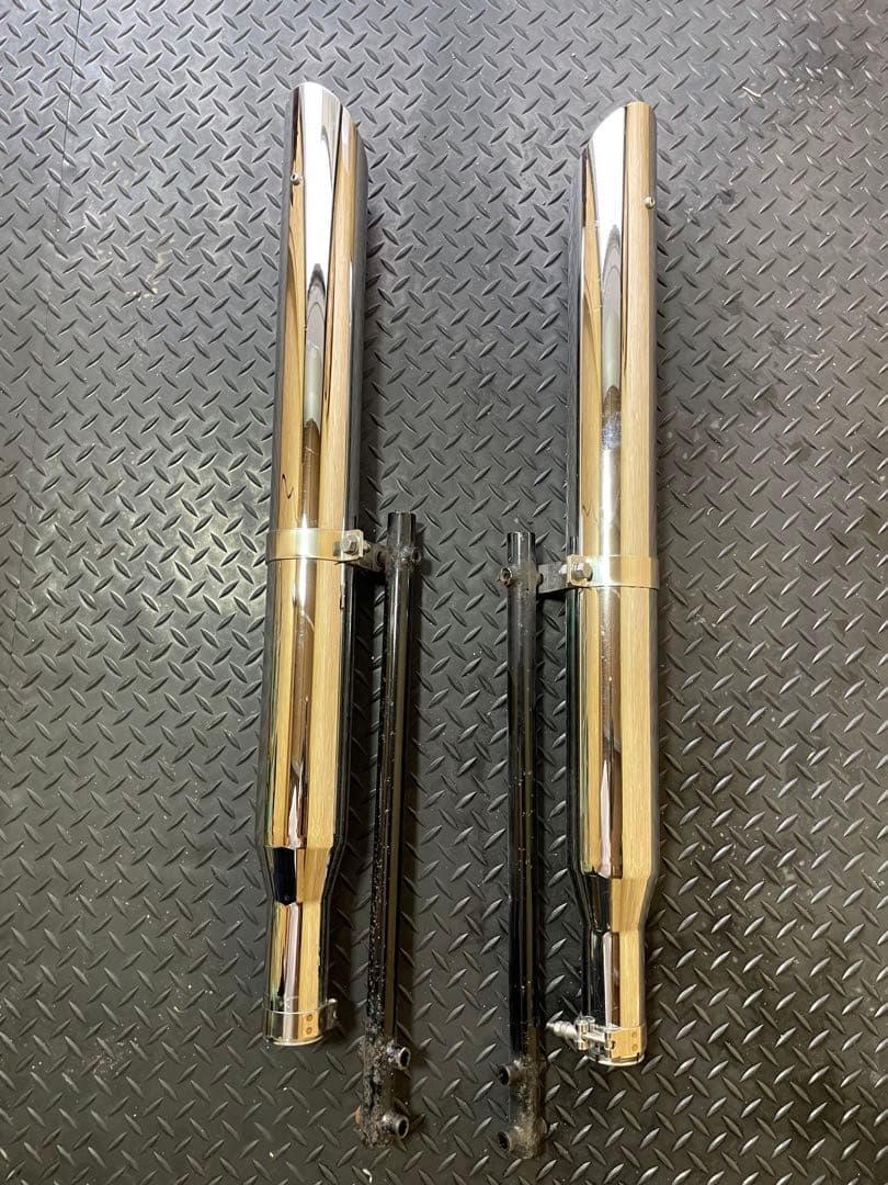 モーターステージマフラー　スリップオンストレート管