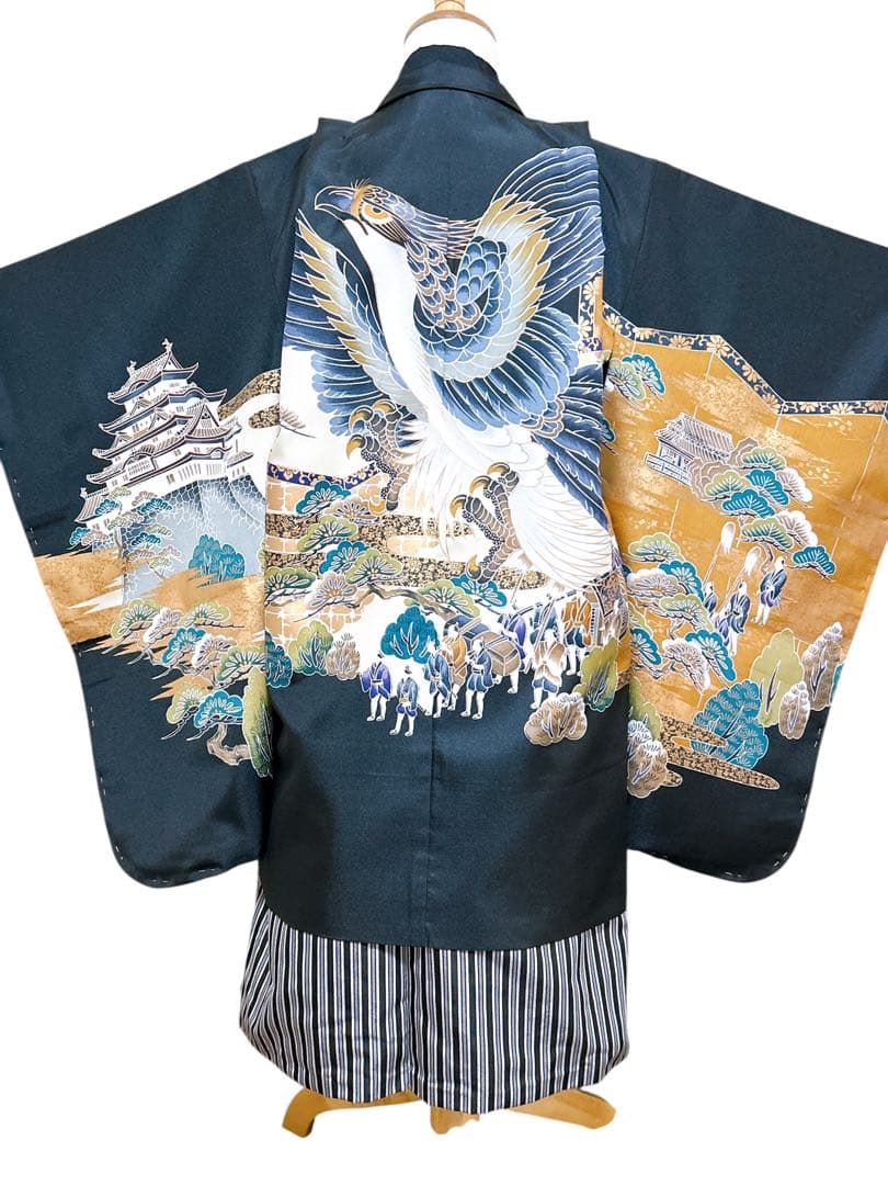 仕付け糸付新品羽織着物♡七五三　5歳　男の子　フルセット　一式　縦縞袴　黒系　鷹