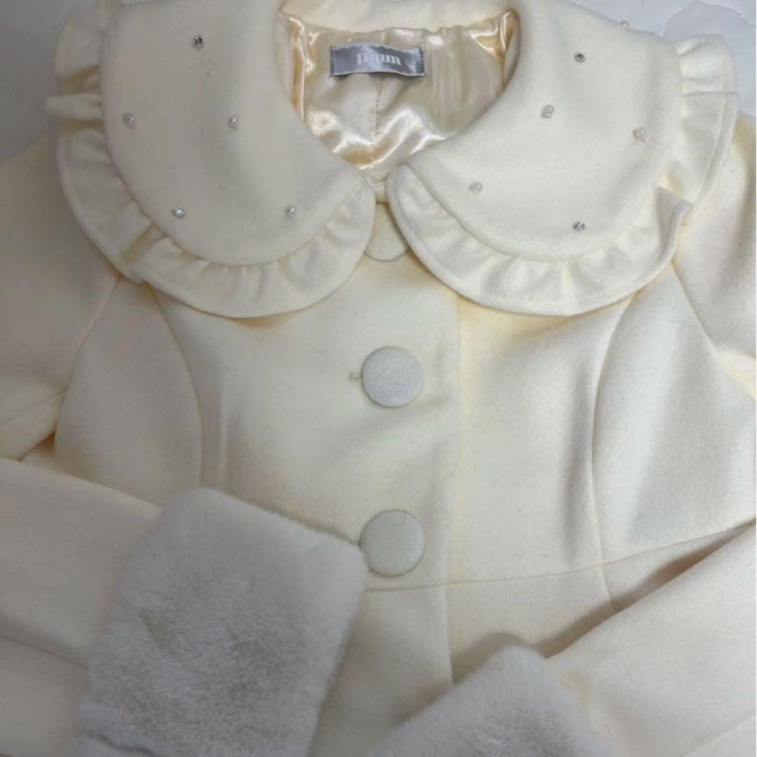 ビジューカラードーリーフレアコート　フリル襟　ロングコート ホワイト