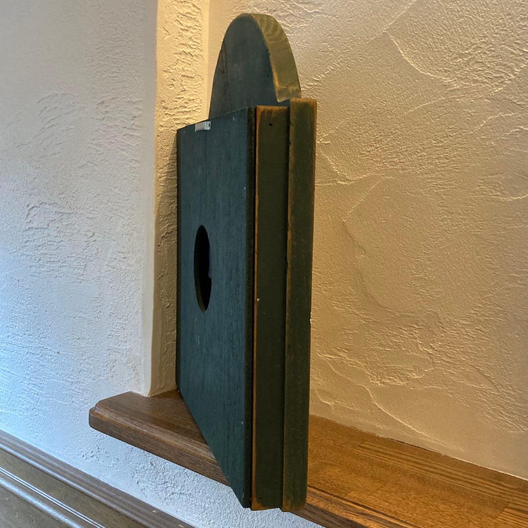 L.L.Bean Country−style wooden wall clock