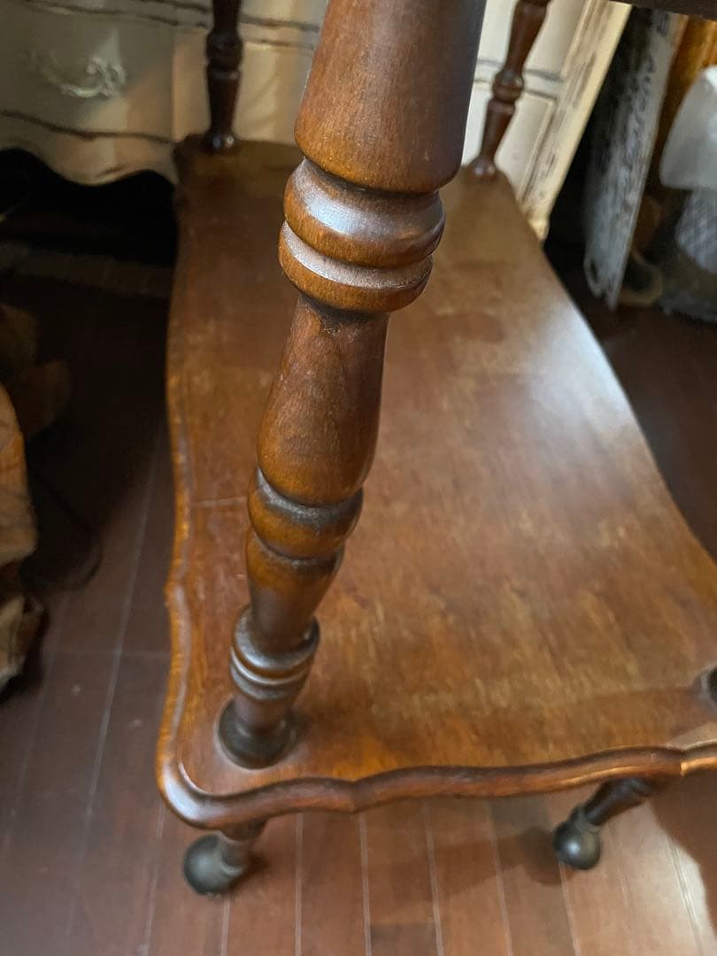 フランス　アンティーク　家具　二段　テーブル　飾り棚　トローリ　ワゴン　シェルフ