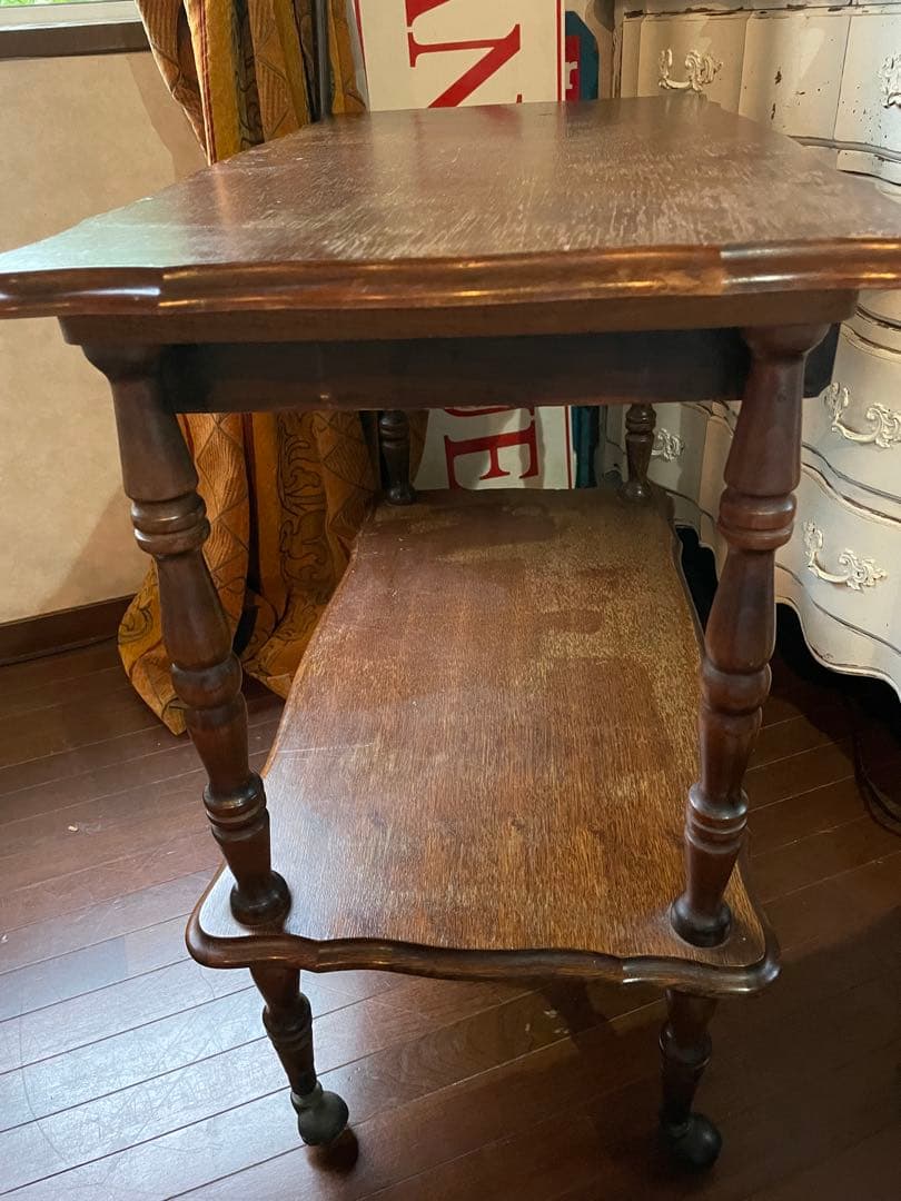 フランス　アンティーク　家具　二段　テーブル　飾り棚　トローリ　ワゴン　シェルフ