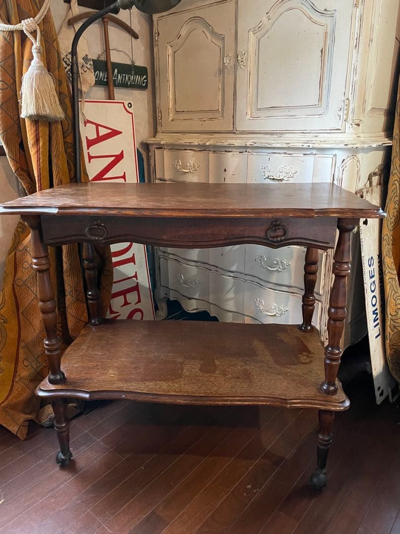 フランス　アンティーク　家具　二段　テーブル　飾り棚　トローリ　ワゴン　シェルフ