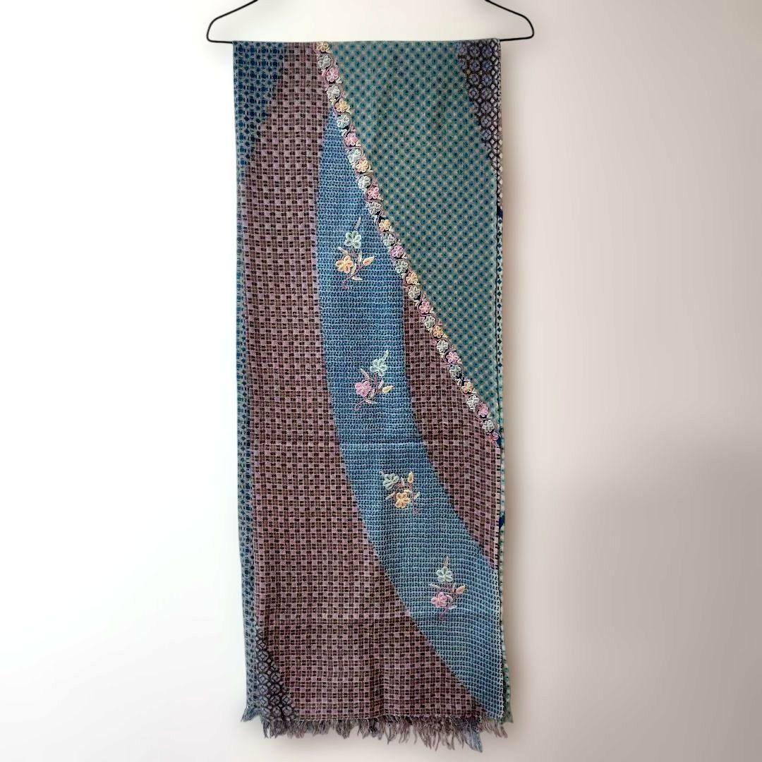 ターラブランカ 大判ストール 花柄刺繍 フリンジ付