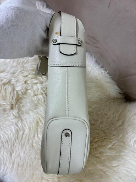 ☆極美品☆フェラガモ　ガンチーニ 2WAYバック　サフィアーノレザー　クリーム系