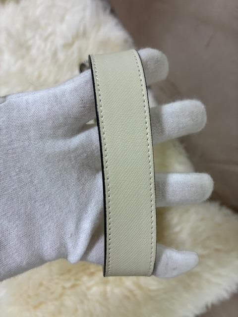 ☆極美品☆フェラガモ　ガンチーニ 2WAYバック　サフィアーノレザー　クリーム系