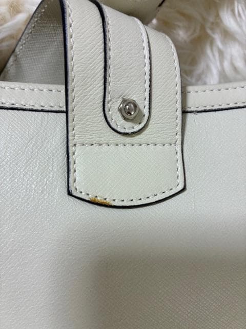 ☆極美品☆フェラガモ　ガンチーニ 2WAYバック　サフィアーノレザー　クリーム系