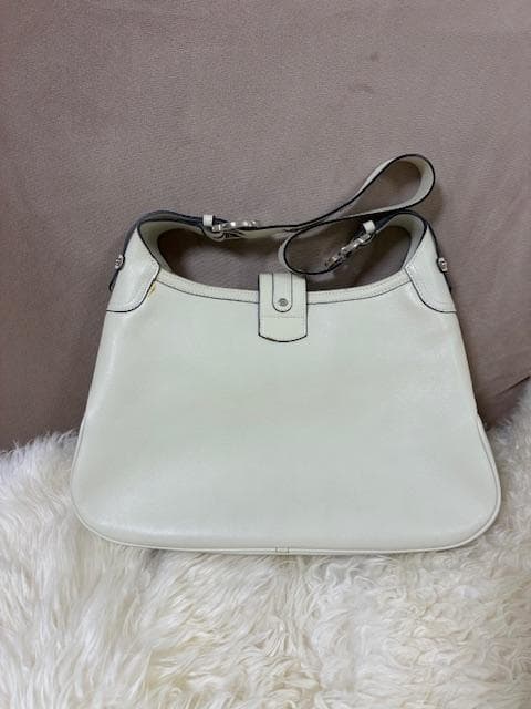 ☆極美品☆フェラガモ　ガンチーニ 2WAYバック　サフィアーノレザー　クリーム系