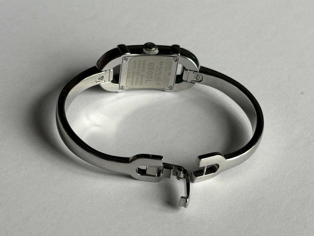 マ*メ様 【新品電池】GUCCI グッチ 6800L グレー バングルウォッチ