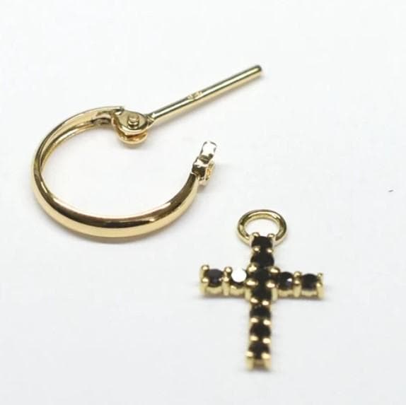 ＊馬券師にき＊【ブラックダイヤ0.1ctクロス+18金フープピアス 片耳】