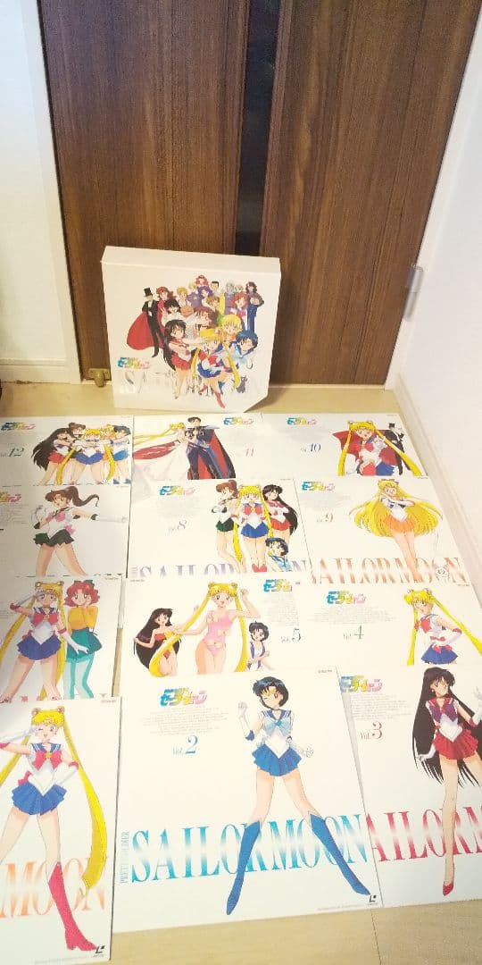 美少女戦士セーラームーン Vol.1〜12 レーザーディスクボックス