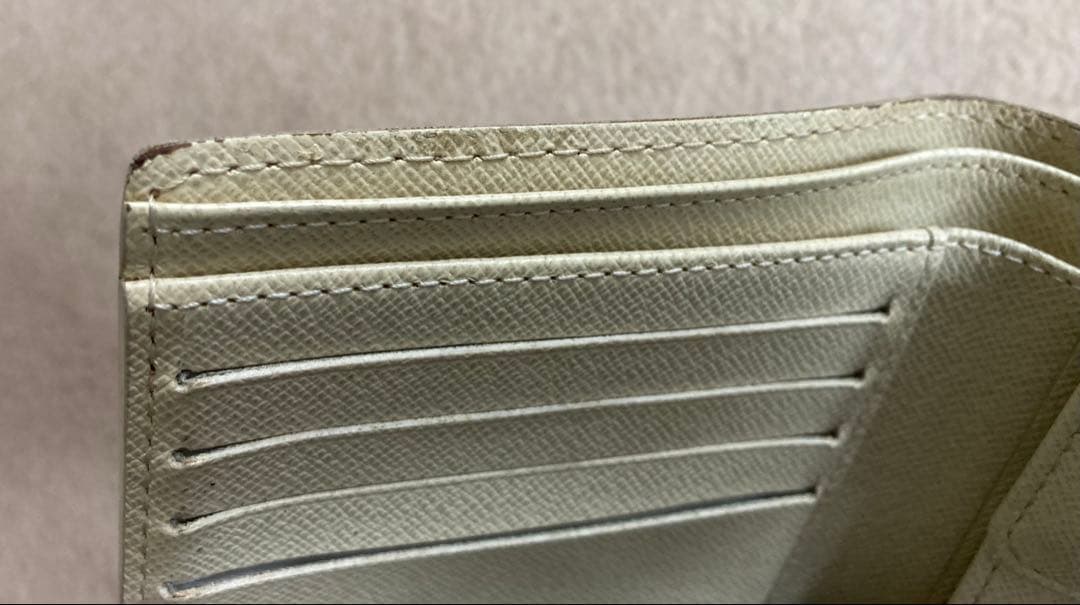 美品　LOUIS VUITTON　二つ折り財布　ダミエ　アズール