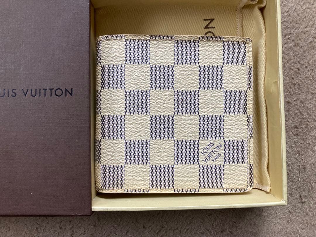 美品　LOUIS VUITTON　二つ折り財布　ダミエ　アズール