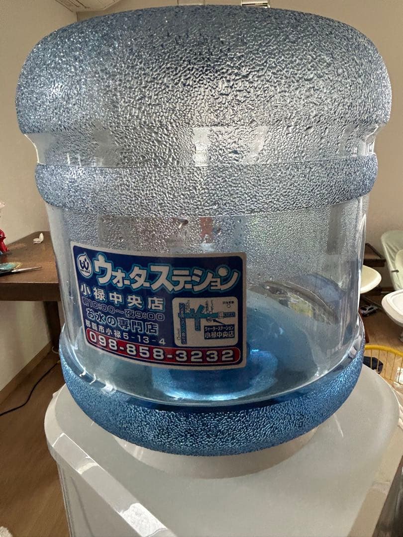 ウォーターサーバー 温水・冷水供給