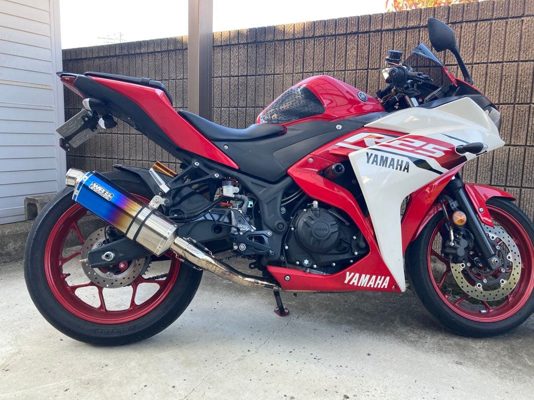 YZF-R25/MT-25用WR’Sフルエキゾースト マフラー　中古