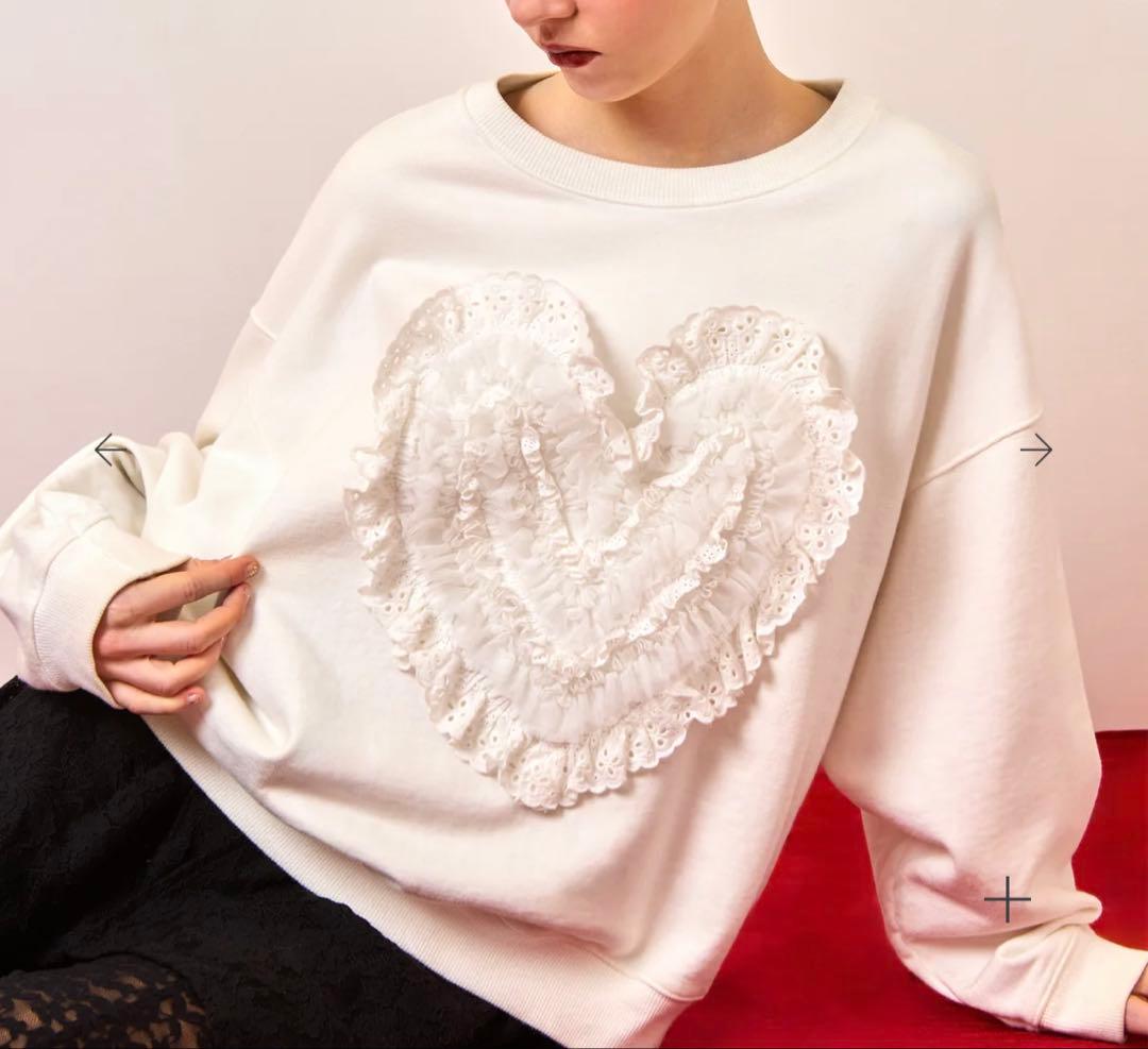 トップス POPPY COTTON LACE HEART SWEATSHIRT