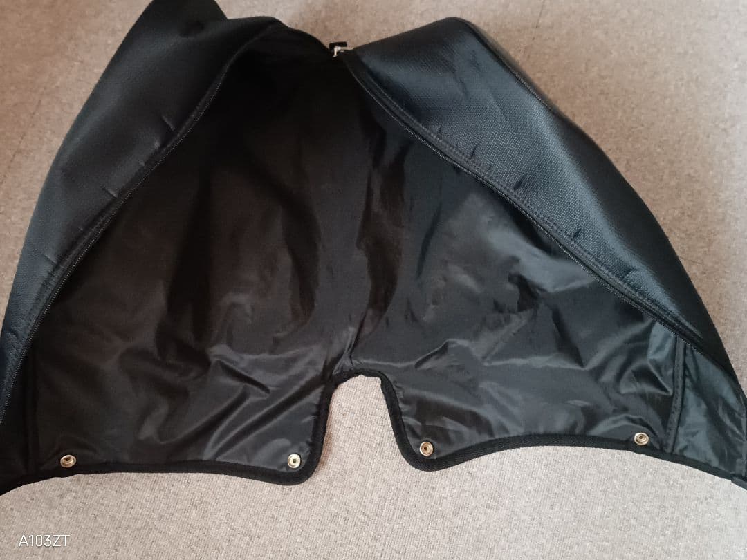 Addidasメンズキャディバッグブラック/レッド フードカバー/ベルト付き