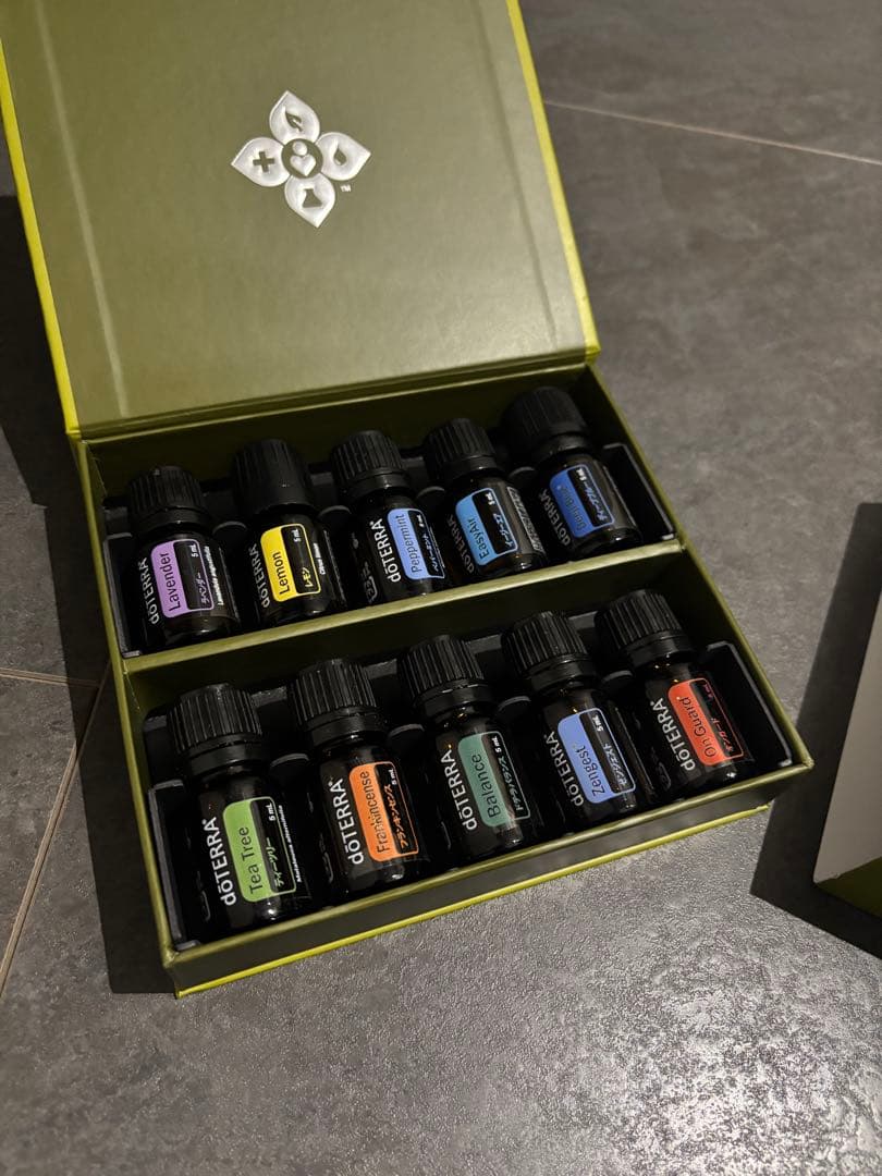 doTERRA Family Essentials Kit 10本セット
