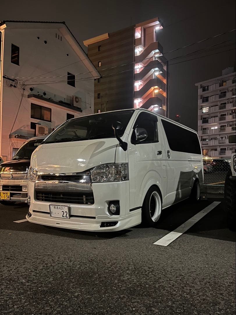 ハイエース ビーキャス 鉄珍ホイール