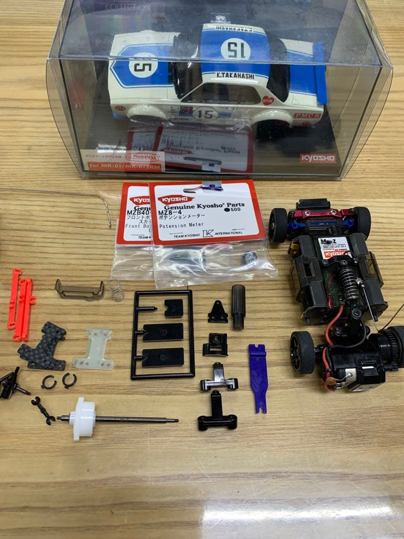 京商ミニッツ　新品ボディー MR-015RM オマケ付FETなど