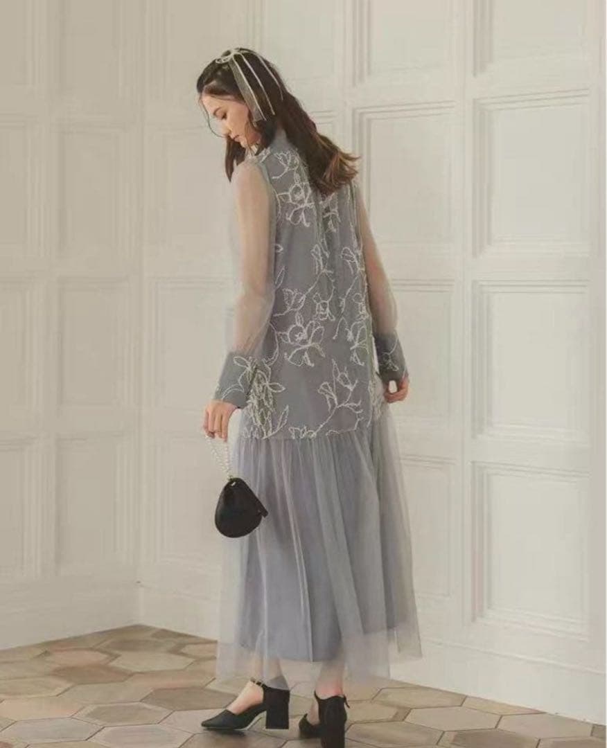 niana オケージョンドレス　マタニティ　アイスブルー　花柄　エムサイズ　M