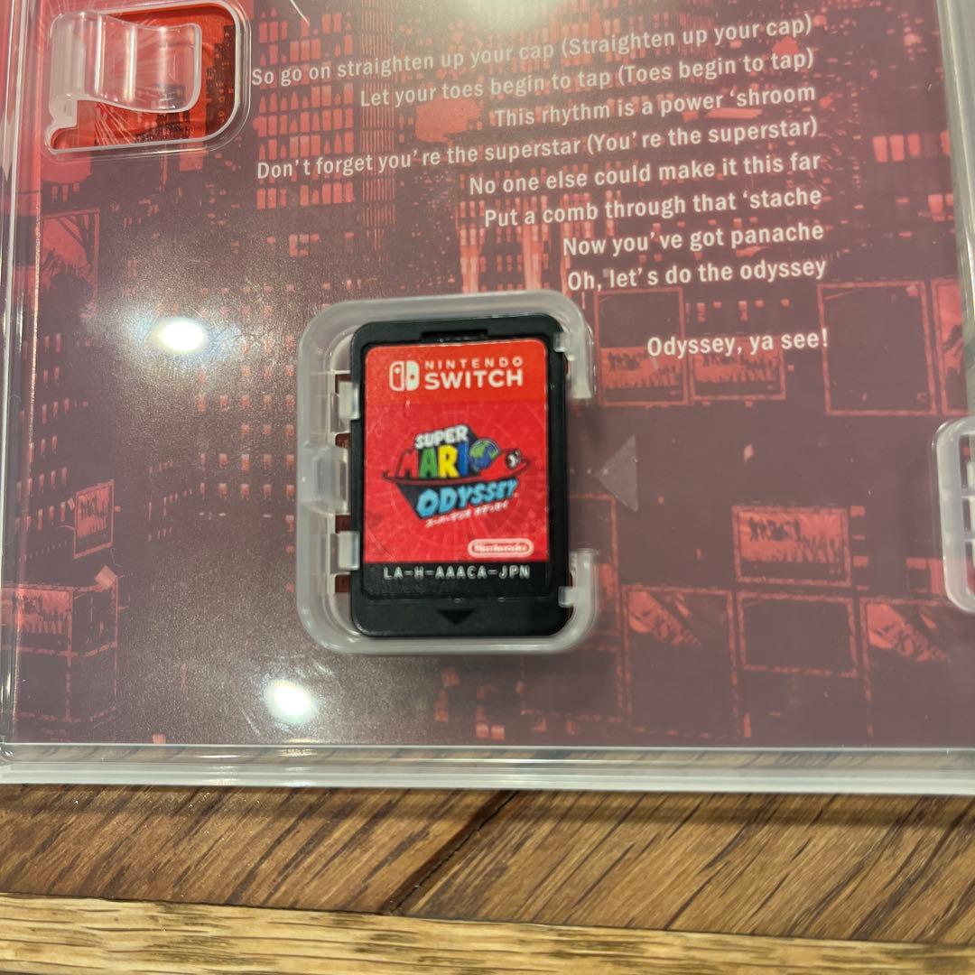 任天堂Switch本体・予備コントローラー2個・マリオオデッセイ他色々❗️