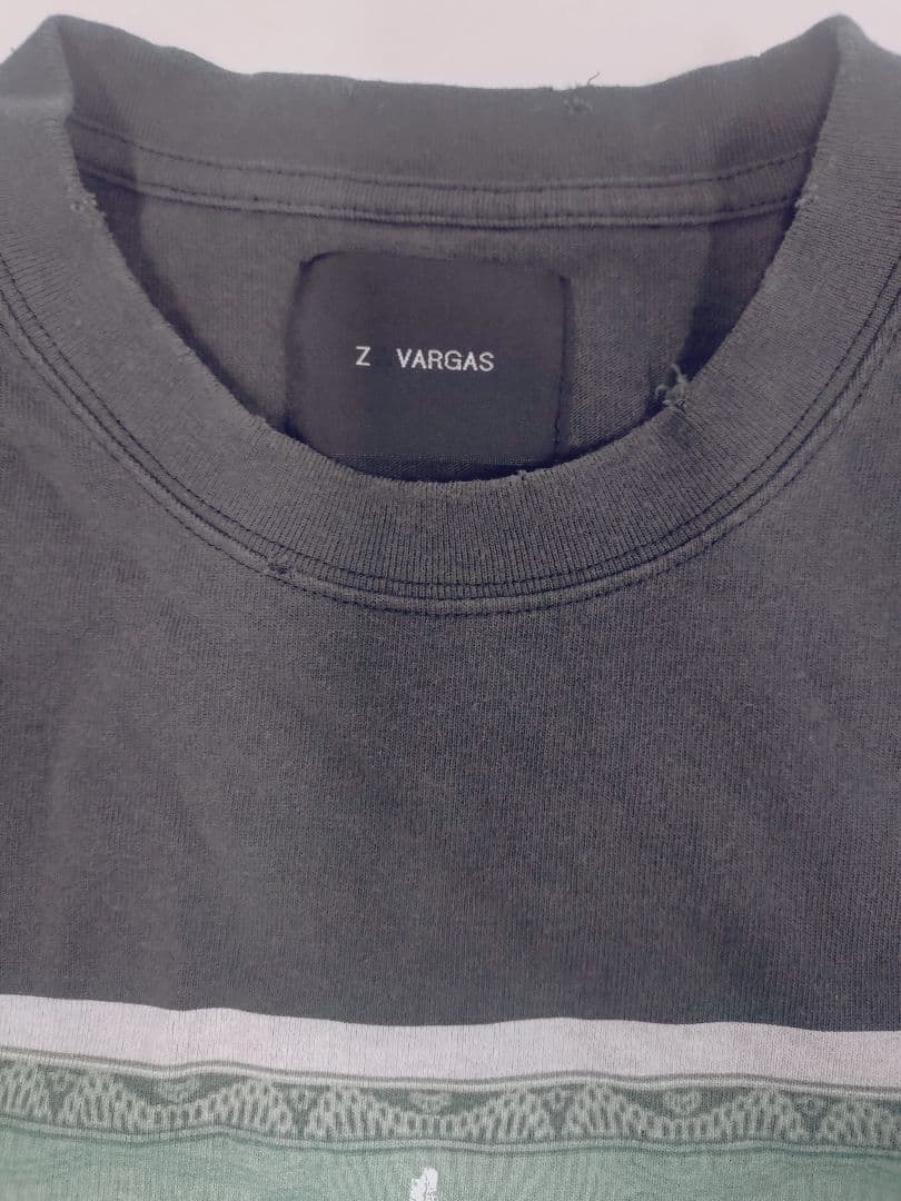 Z VARGAS グラフィックTシャツ