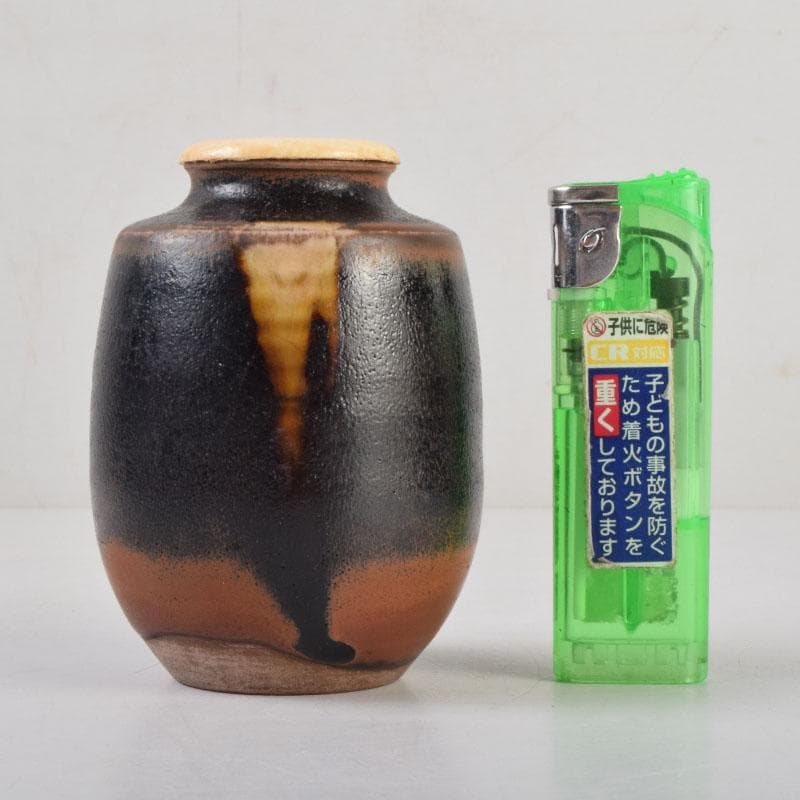 茶道具　瀬戸焼　古瀬戸　肩衝茶入　仕覆付　裏千家十四代淡々斎極め箱　M　8765