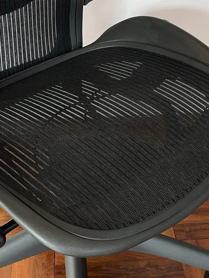 ハーマンミラー アーロンチェア Bサイズ フル装備