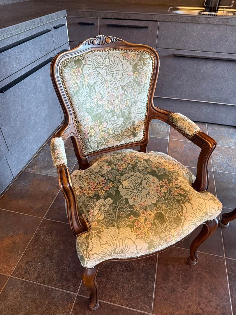 【値下げ中！】カリモク　椅子6脚