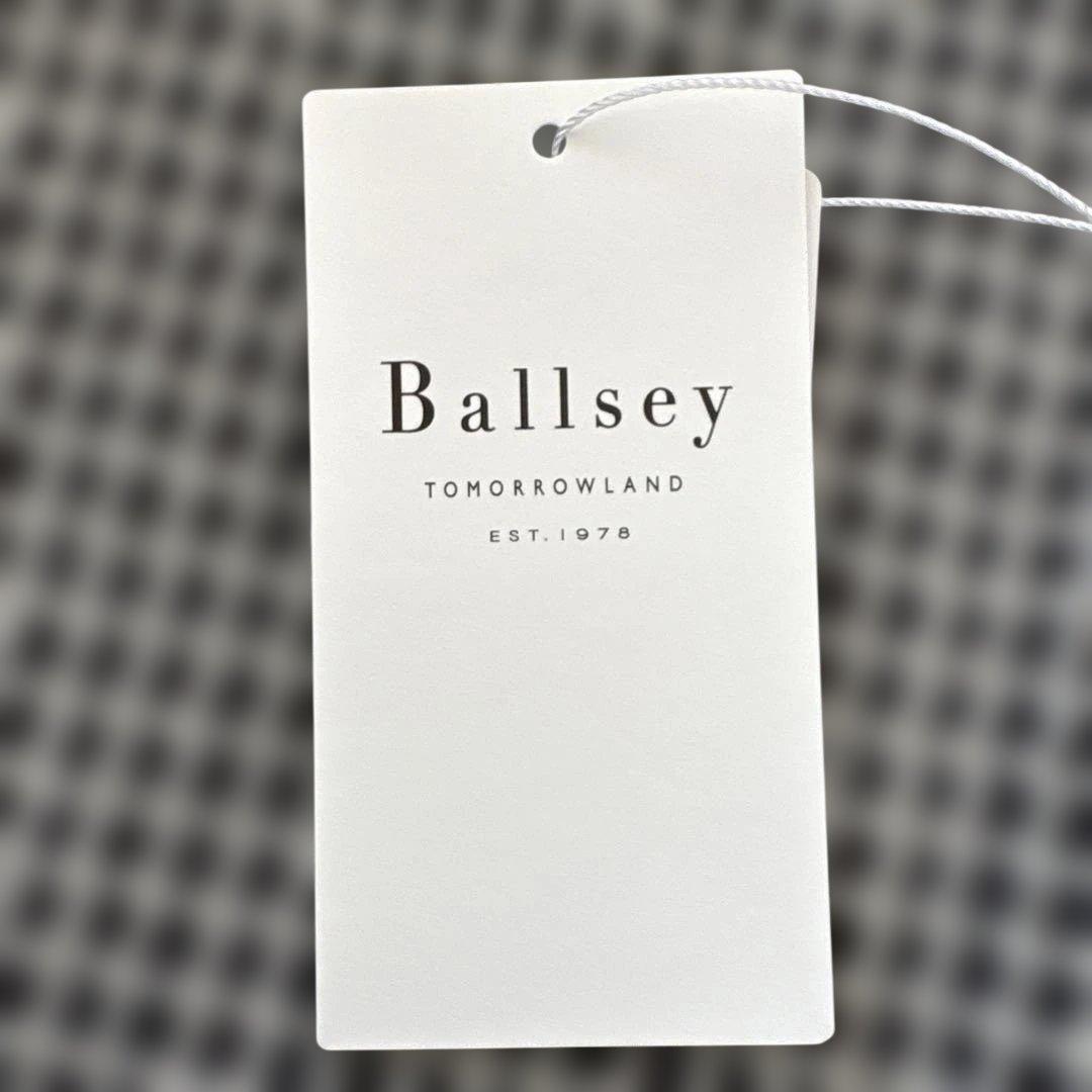 トゥモローランド　ノーカラージャケット　グレー