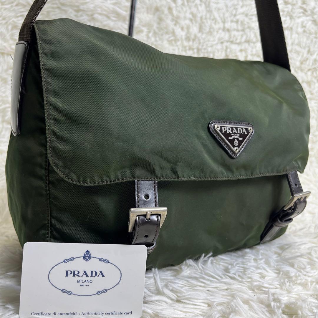 美品✨ PRADA メッセンジャーバッグ 三角ロゴ カーキ ナイロン レザー