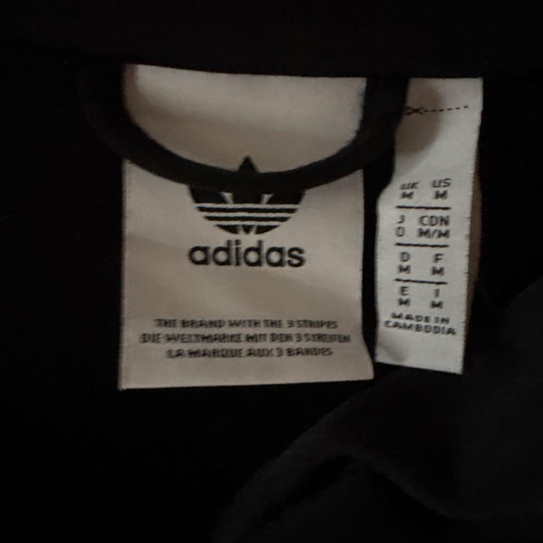 adidasトラックジャケットMサイズ