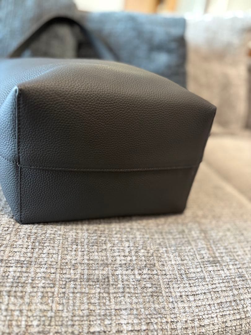 バッグメゾン東京百花　本革ワンショルダーバッグ黒Shinano シナノトート