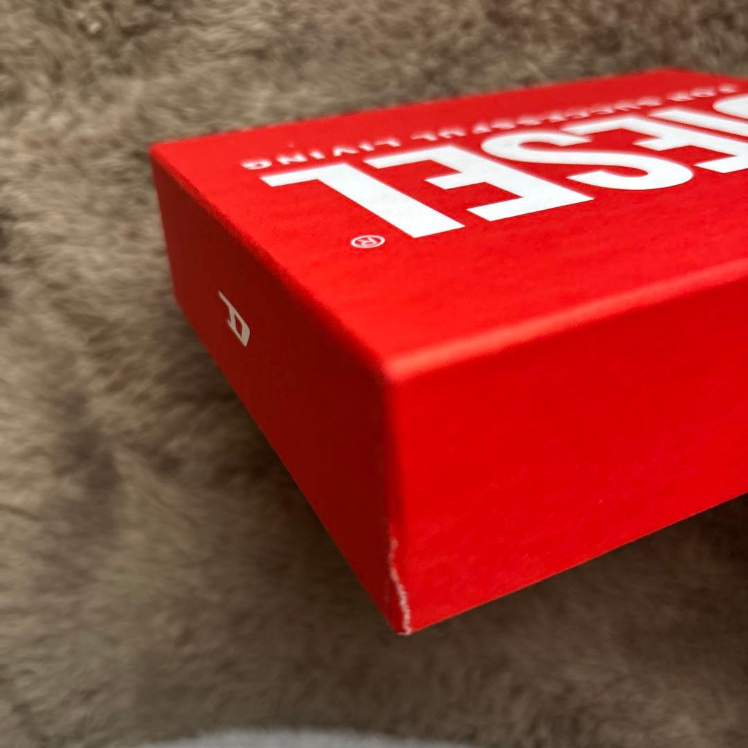 【新品】Diesel ディーゼル デニム風 二つ折り財布 折財布