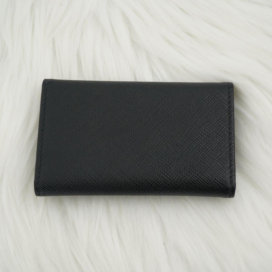 新品同様/未使用級　PRADA プラダ　6連キーケース　サフィアーノ　ブラック