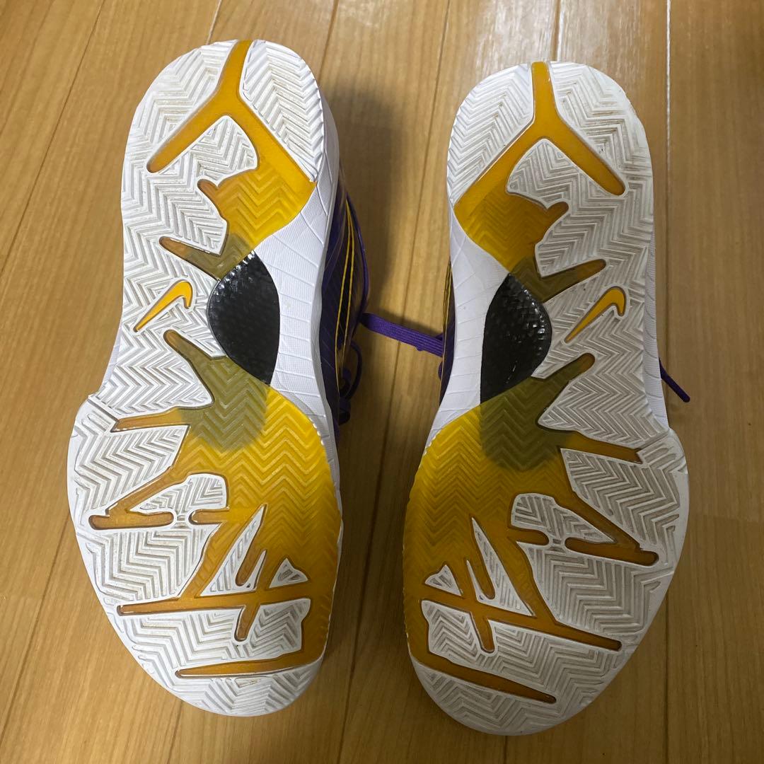Nike kobe4 protro undefeated パープル