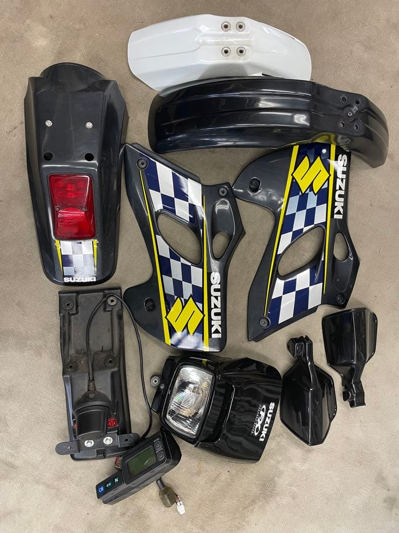 dトラッカー 250SB klx250 外装一式 状態良好 前期 03~ カウル