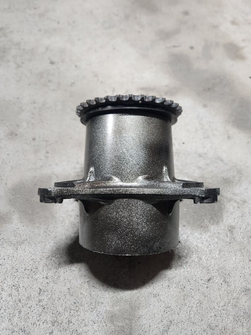 蜂*ク様 モトラ　リアハブ　5.5j　ダックス