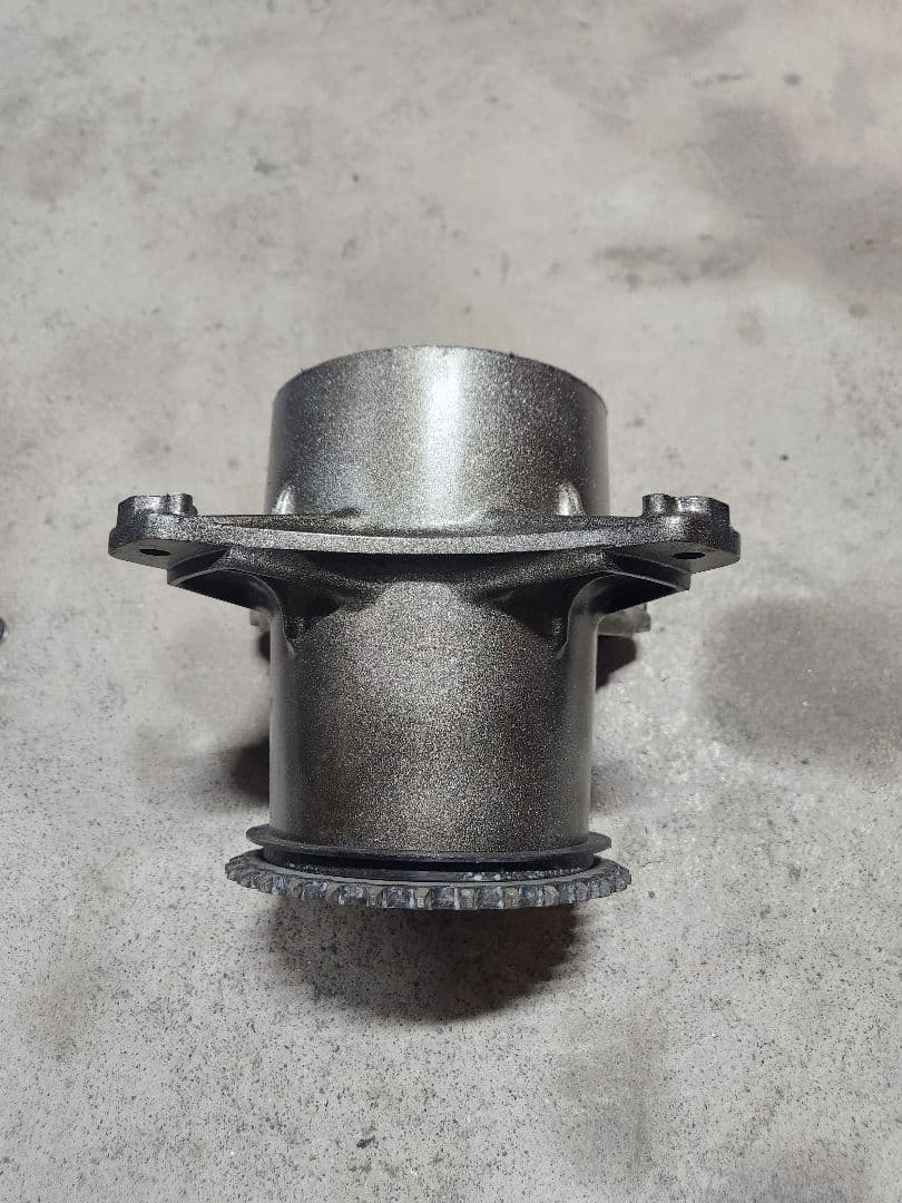 蜂*ク様 モトラ　リアハブ　5.5j　ダックス