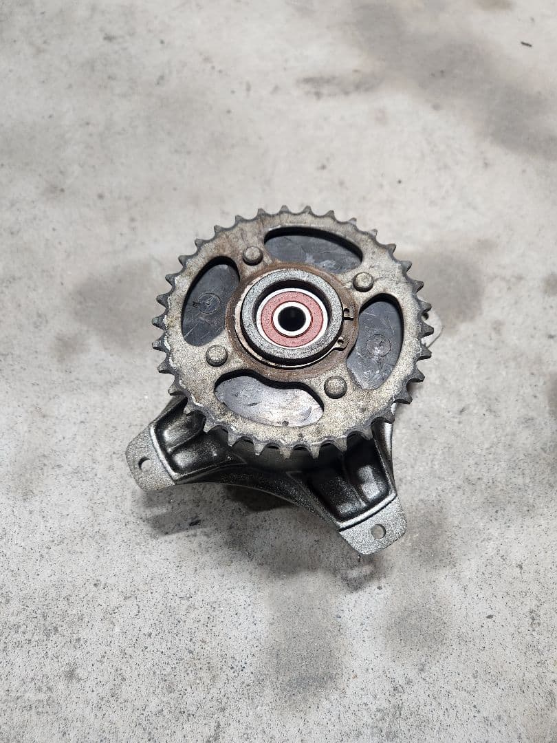 蜂*ク様 モトラ　リアハブ　5.5j　ダックス