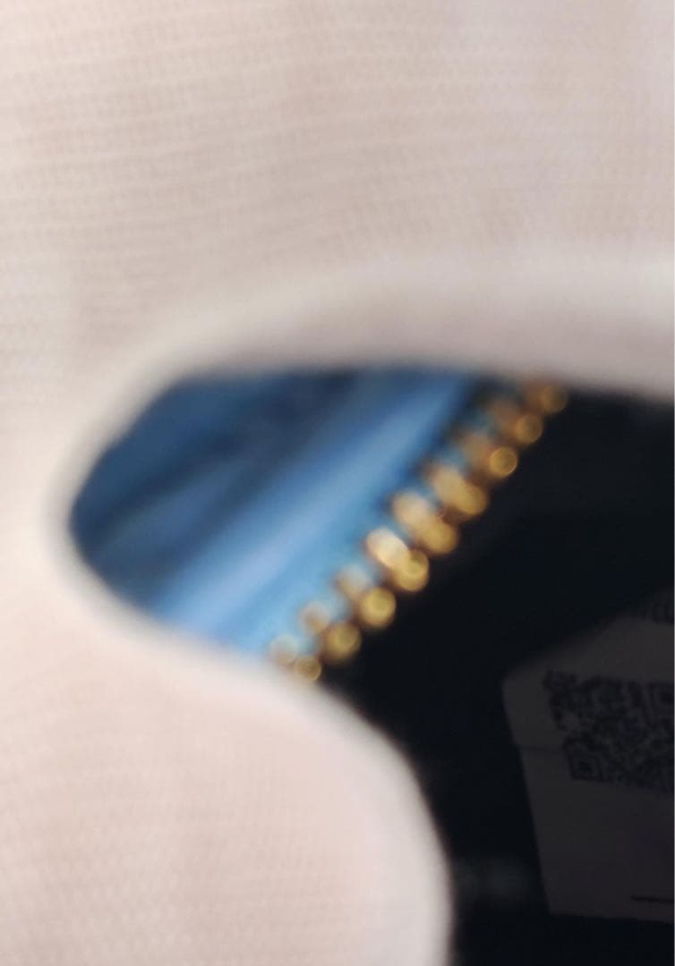 MIU MIU ライトブルー ショルダーバッグ