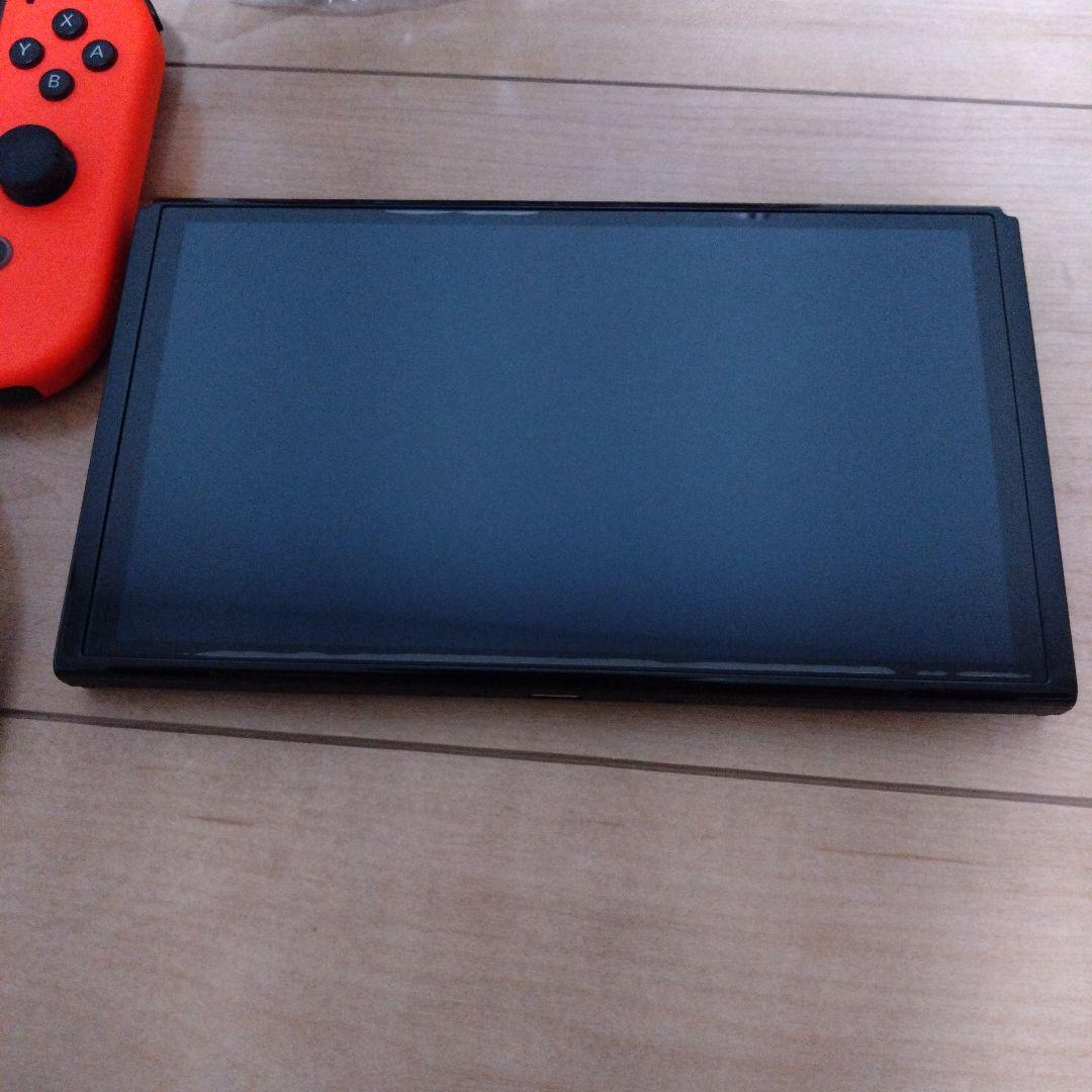 美品Nintendo Switch 有機ELモデル 本体 青/赤 Joy-Con