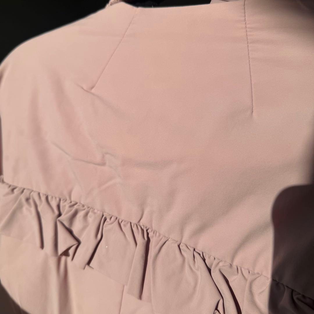 フリル付き中綿ピンクロングコート