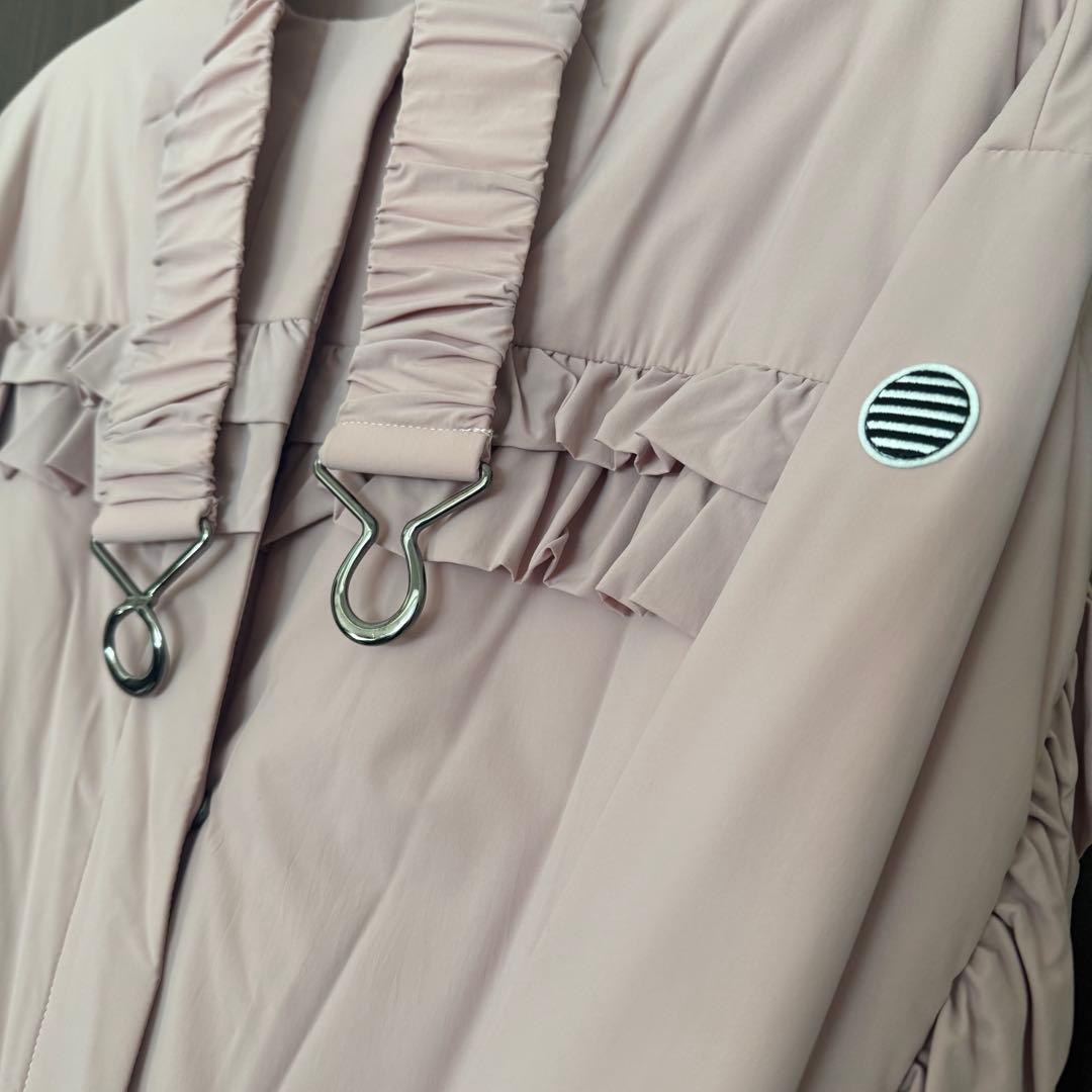 フリル付き中綿ピンクロングコート