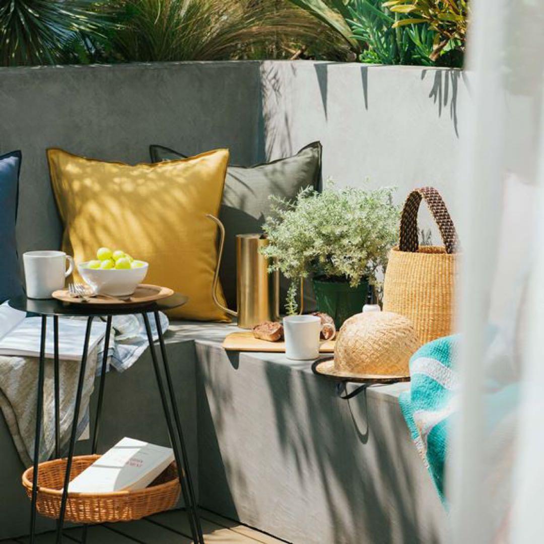 イデー IDÉE WALLABY SIDE TABLE ワラビー サイドテーブル