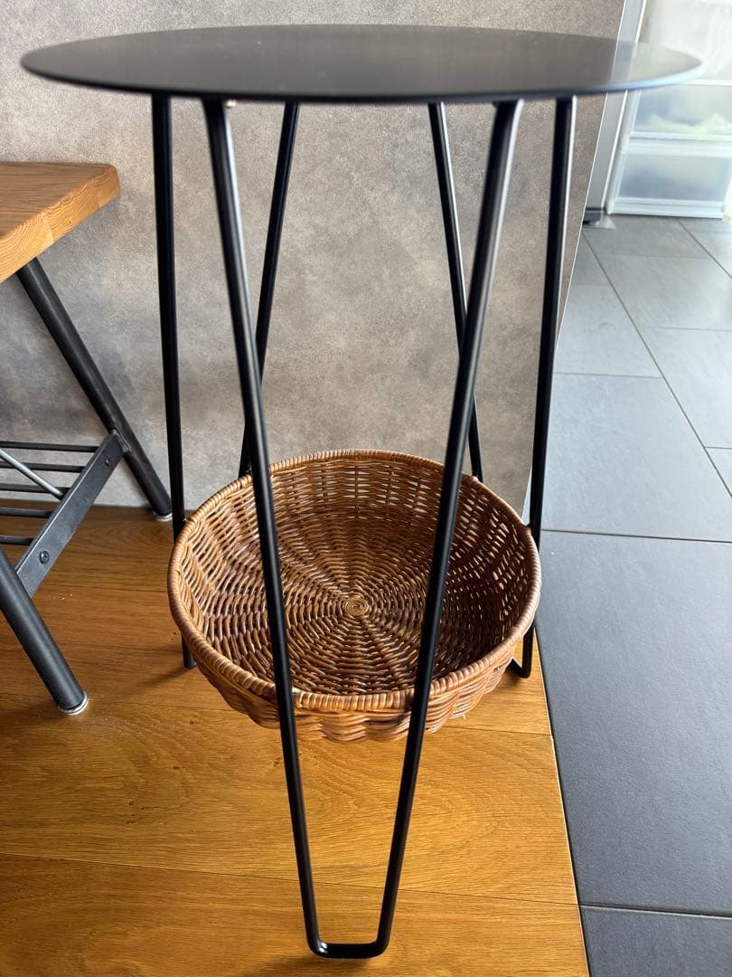 イデー IDÉE WALLABY SIDE TABLE ワラビー サイドテーブル