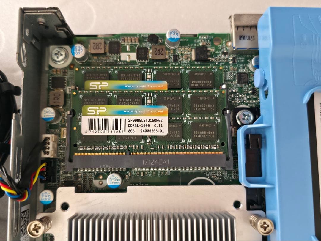 ミニPC DELL OptiPlex3040 i7-6700T 16GB SSD128GB