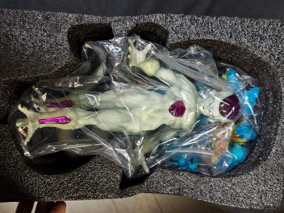 ドラゴンボール フリーザ フィギュア PVC製 約27cm 実物写真　即日発送