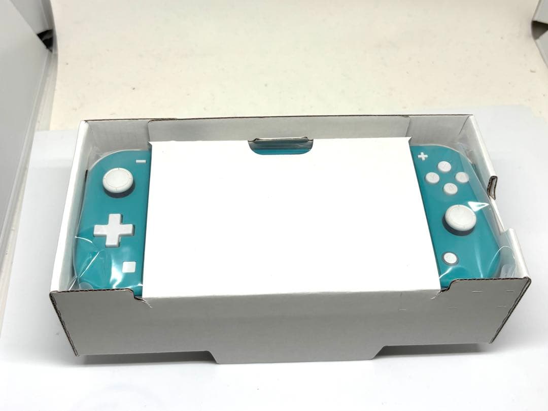 持ち歩き最強ハード！Nintendo Switch Lite ターコイズ 本体
